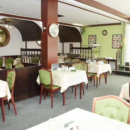 Zum Wikinger Hotel Neßmersiel