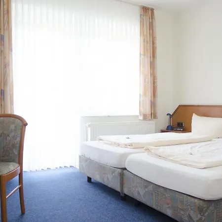 Zum Wikinger Hotel 3*