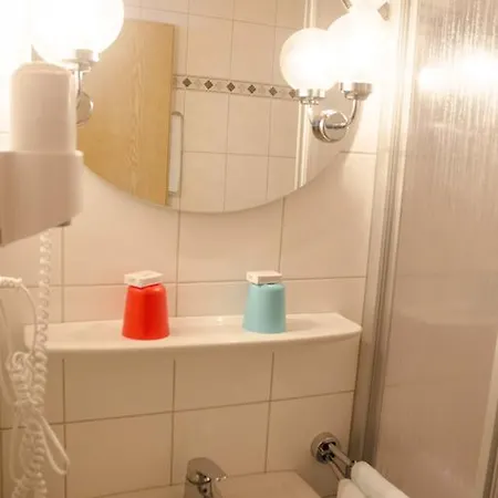 Zum Wikinger Hotel 3*