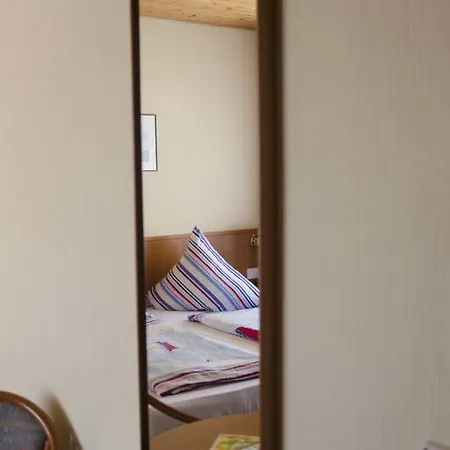 Zum Wikinger Hotel Neßmersiel